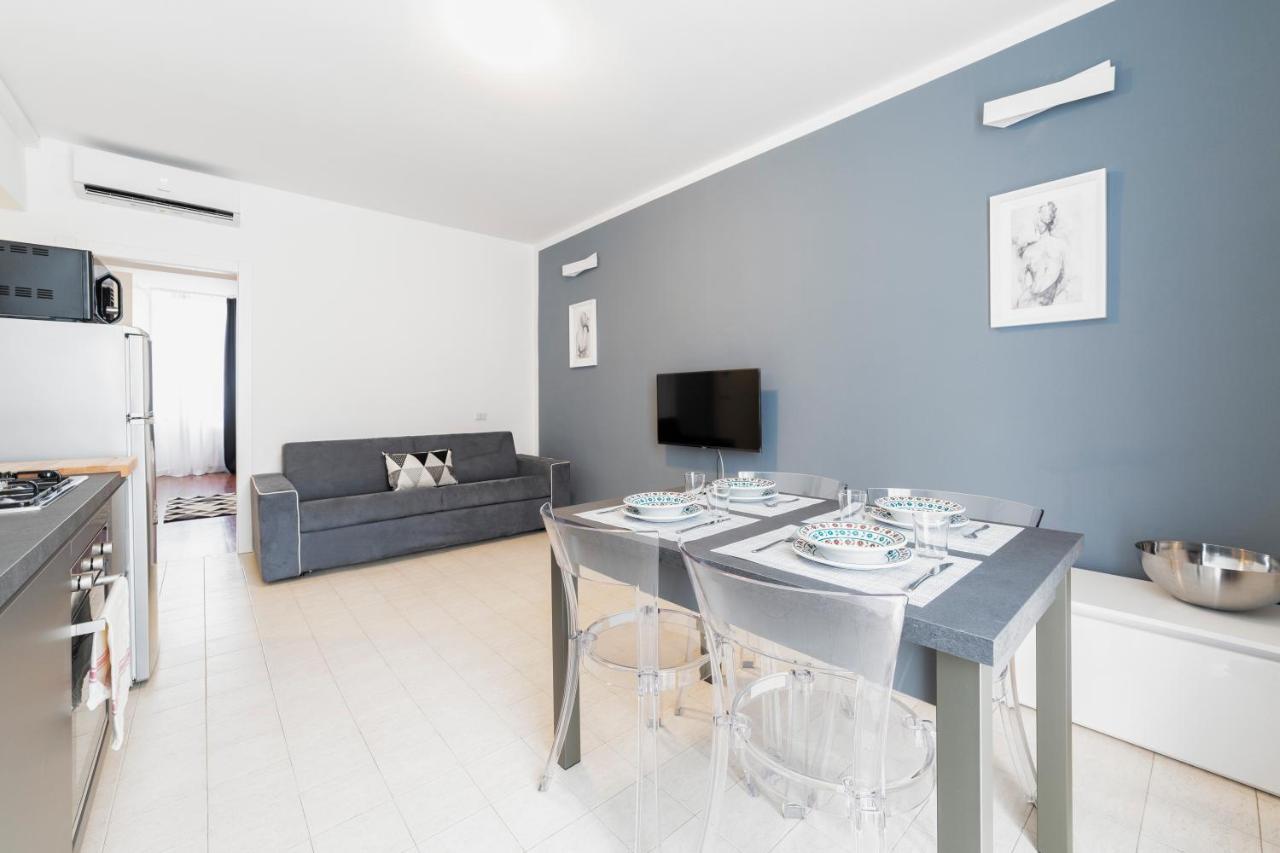 Roomy Apartment Close To Subway M5! 밀라노 외부 사진